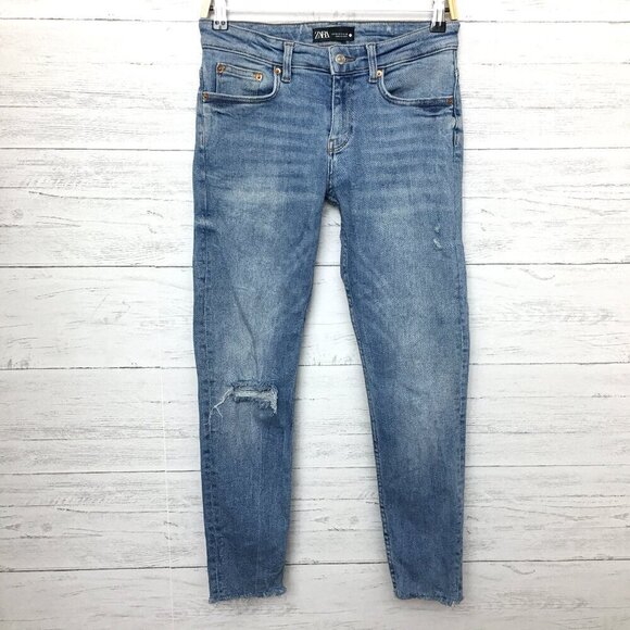 Zara Denim - Zara Women's Jeans Straight Leg Distressed Frayed Hems Stretch size 6 length 27"